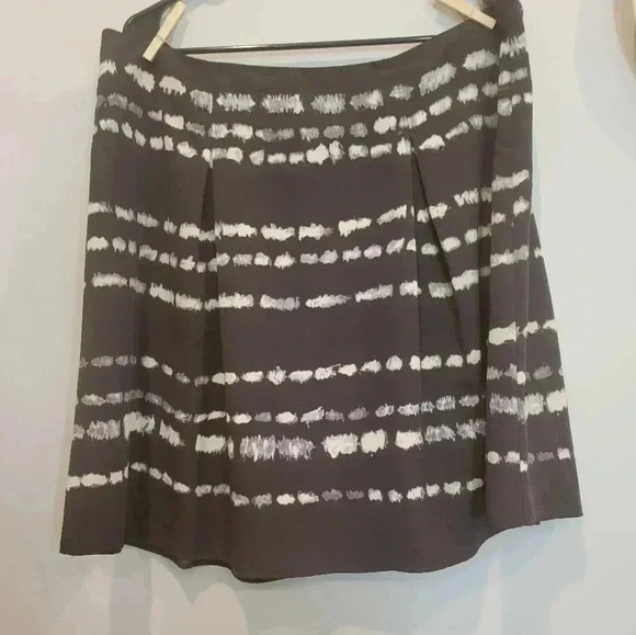 Vera Wang Simply Vera  Brown Print Mini Skirt sz 14 - Picture 6 of 6